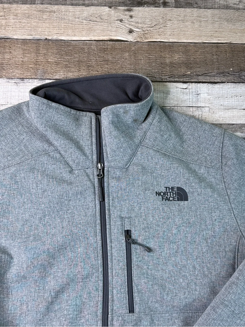 The North Face Men's L Windwall Softshell Jacket - Gray
